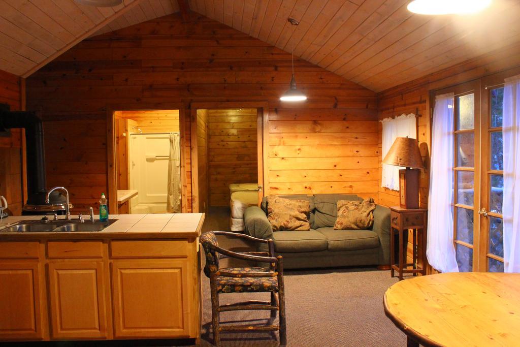 Twin Lakes Resort Bridgeport Zimmer foto